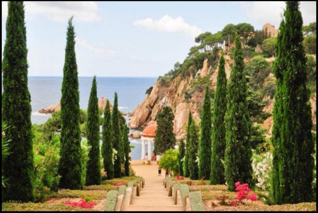 Seahomes Vacations, La Casa Blue Mediterranean Lifestyle บลาเนส ภายนอก รูปภาพ