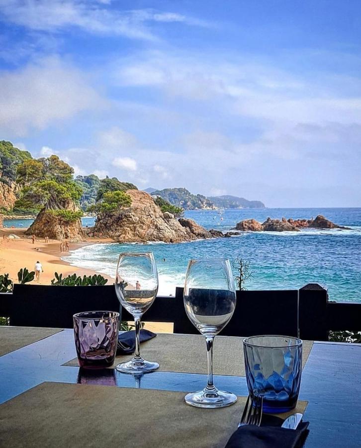 Seahomes Vacations, La Casa Blue Mediterranean Lifestyle บลาเนส ภายนอก รูปภาพ