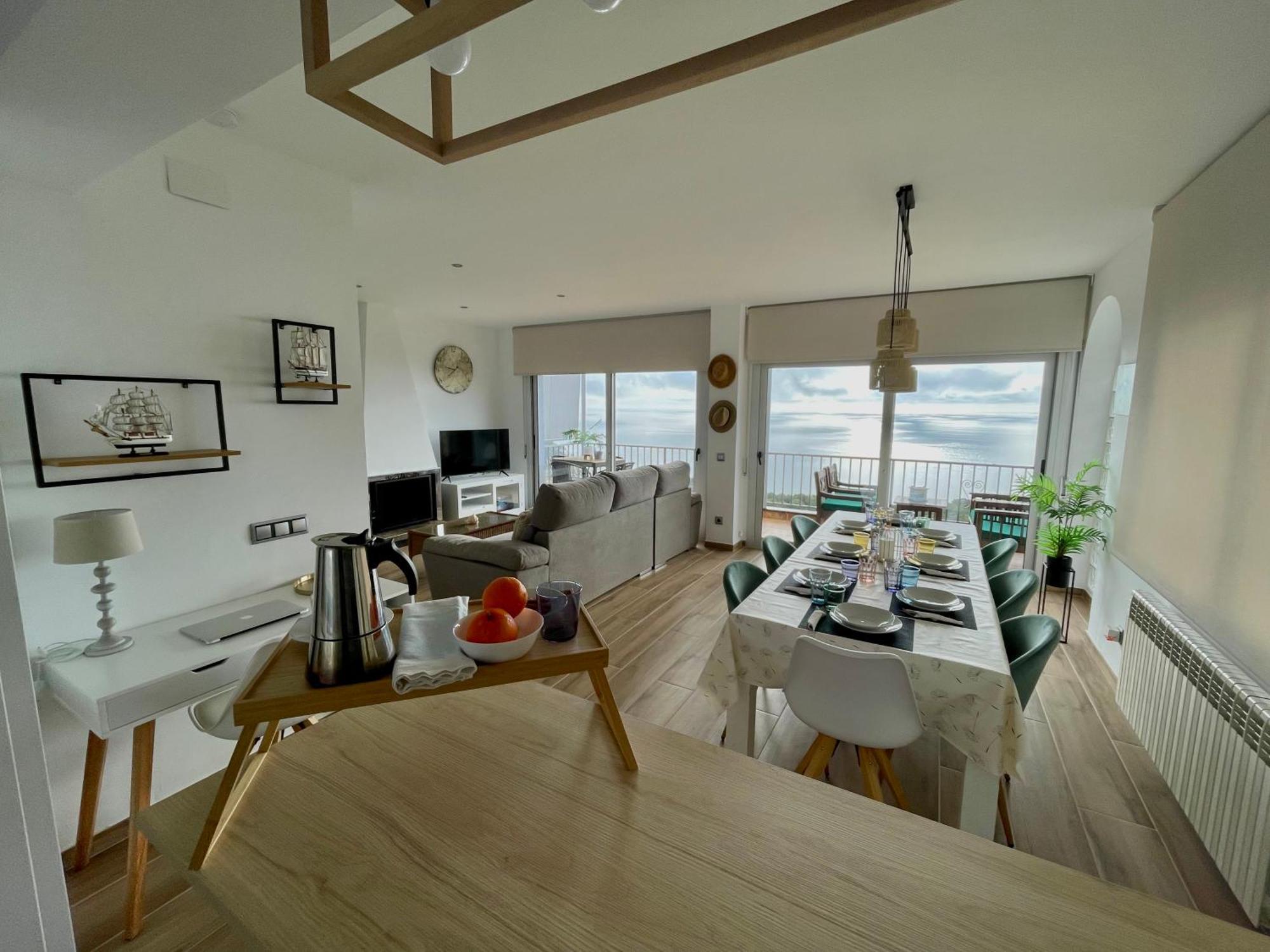 Seahomes Vacations, La Casa Blue Mediterranean Lifestyle บลาเนส ภายนอก รูปภาพ