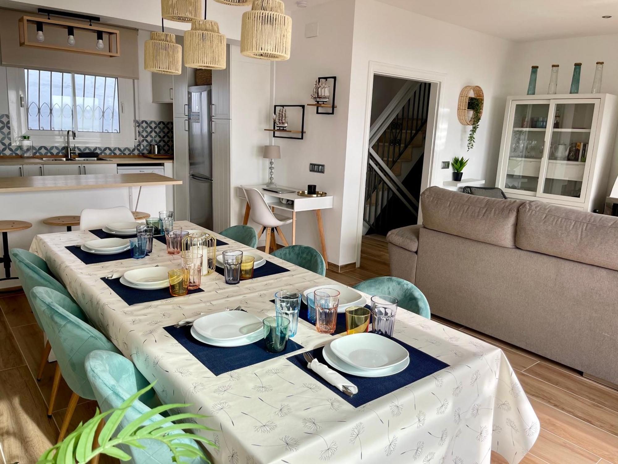 Seahomes Vacations, La Casa Blue Mediterranean Lifestyle บลาเนส ภายนอก รูปภาพ