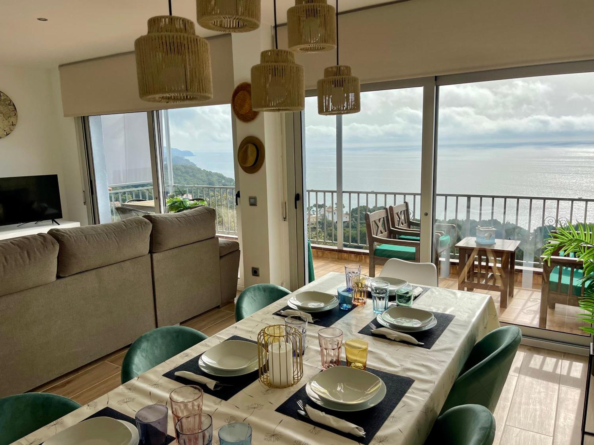 Seahomes Vacations, La Casa Blue Mediterranean Lifestyle บลาเนส ภายนอก รูปภาพ