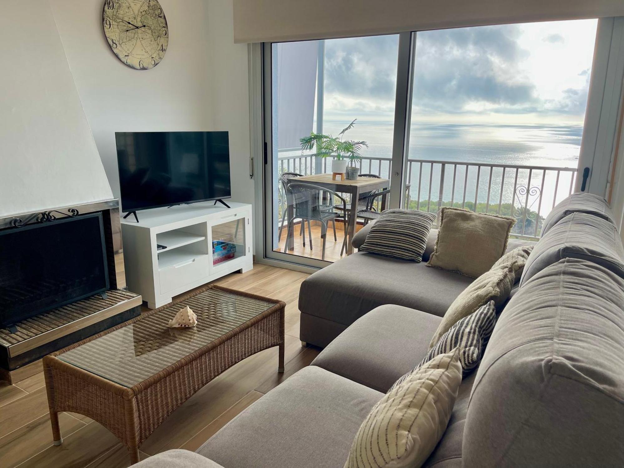 Seahomes Vacations, La Casa Blue Mediterranean Lifestyle บลาเนส ภายนอก รูปภาพ