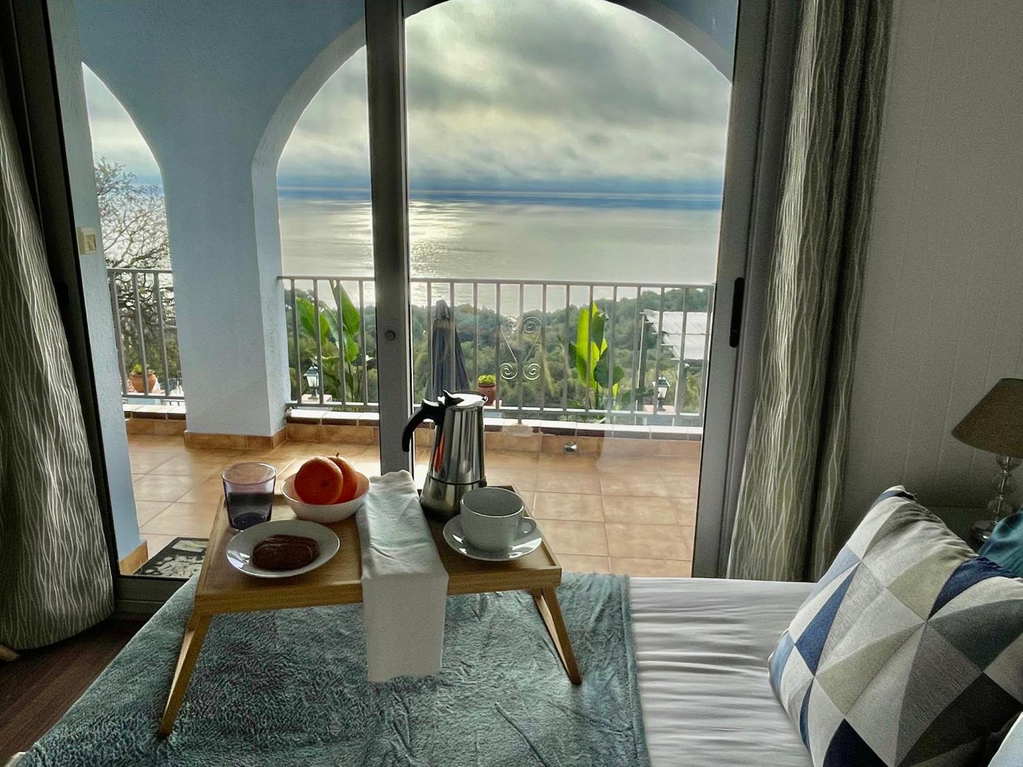 Seahomes Vacations, La Casa Blue Mediterranean Lifestyle บลาเนส ภายนอก รูปภาพ