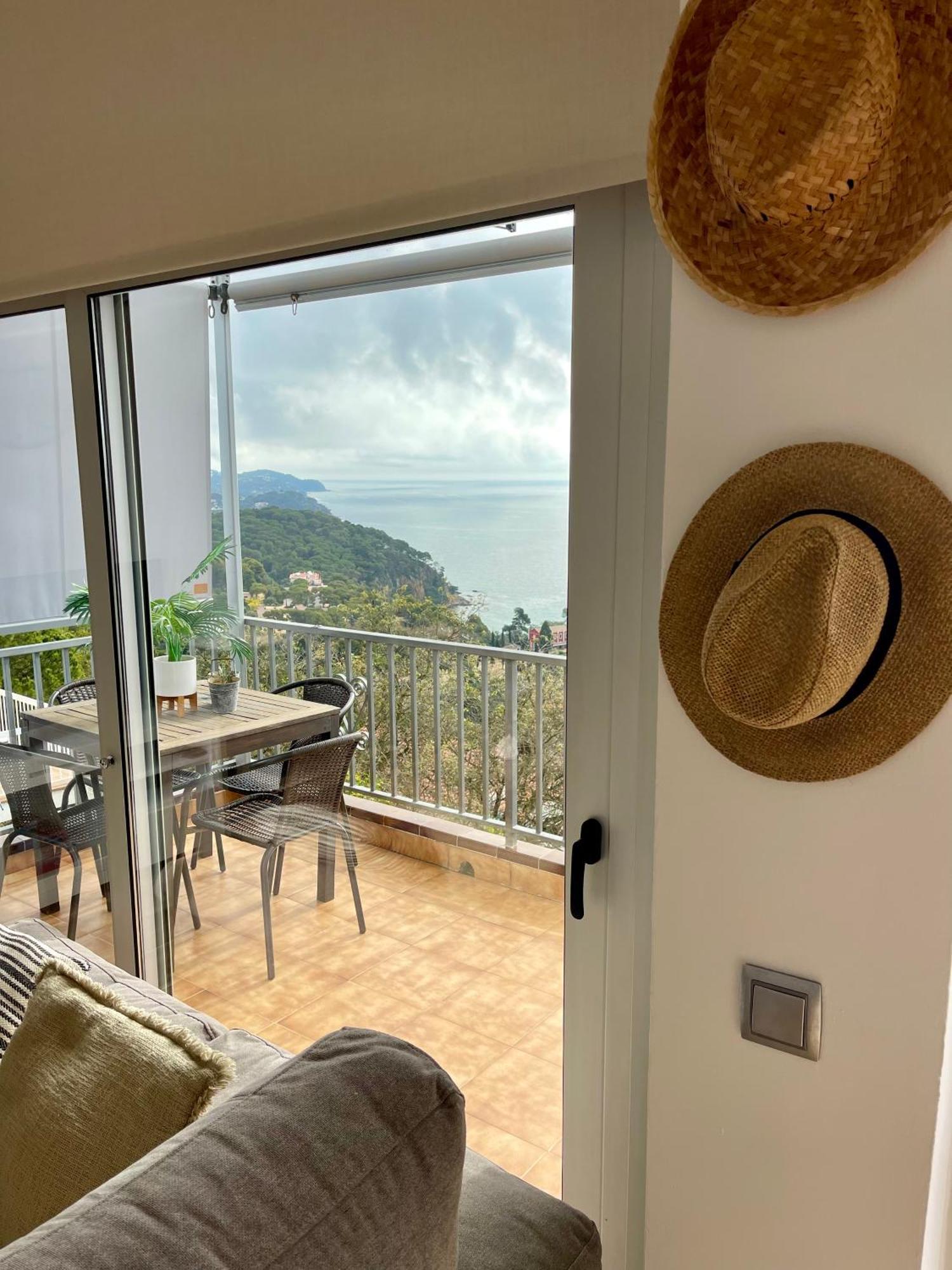Seahomes Vacations, La Casa Blue Mediterranean Lifestyle บลาเนส ภายนอก รูปภาพ