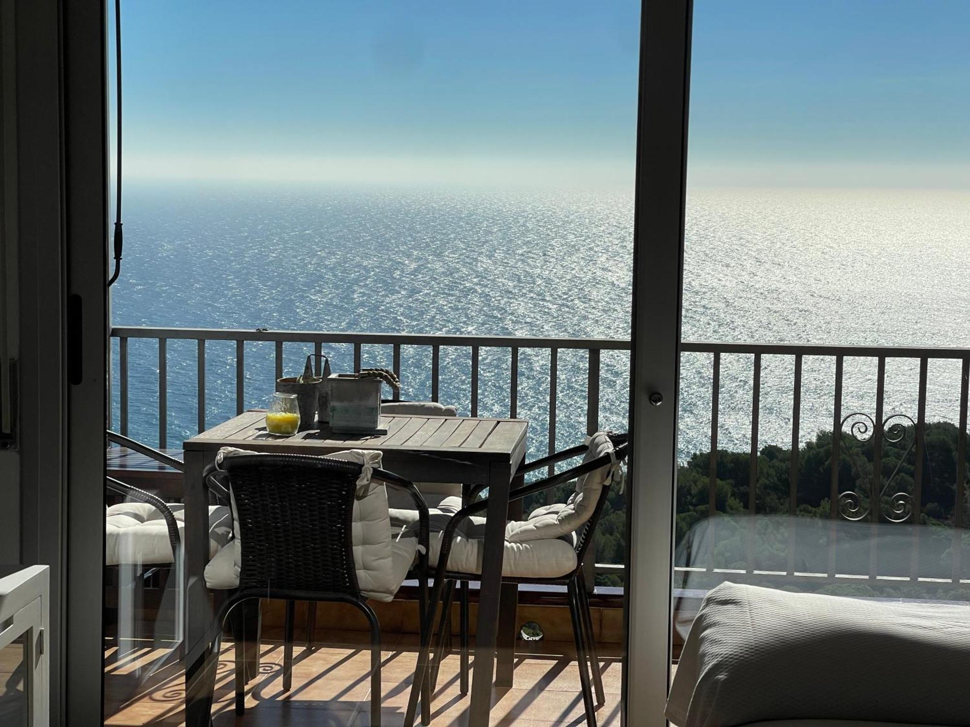 Seahomes Vacations, La Casa Blue Mediterranean Lifestyle บลาเนส ภายนอก รูปภาพ
