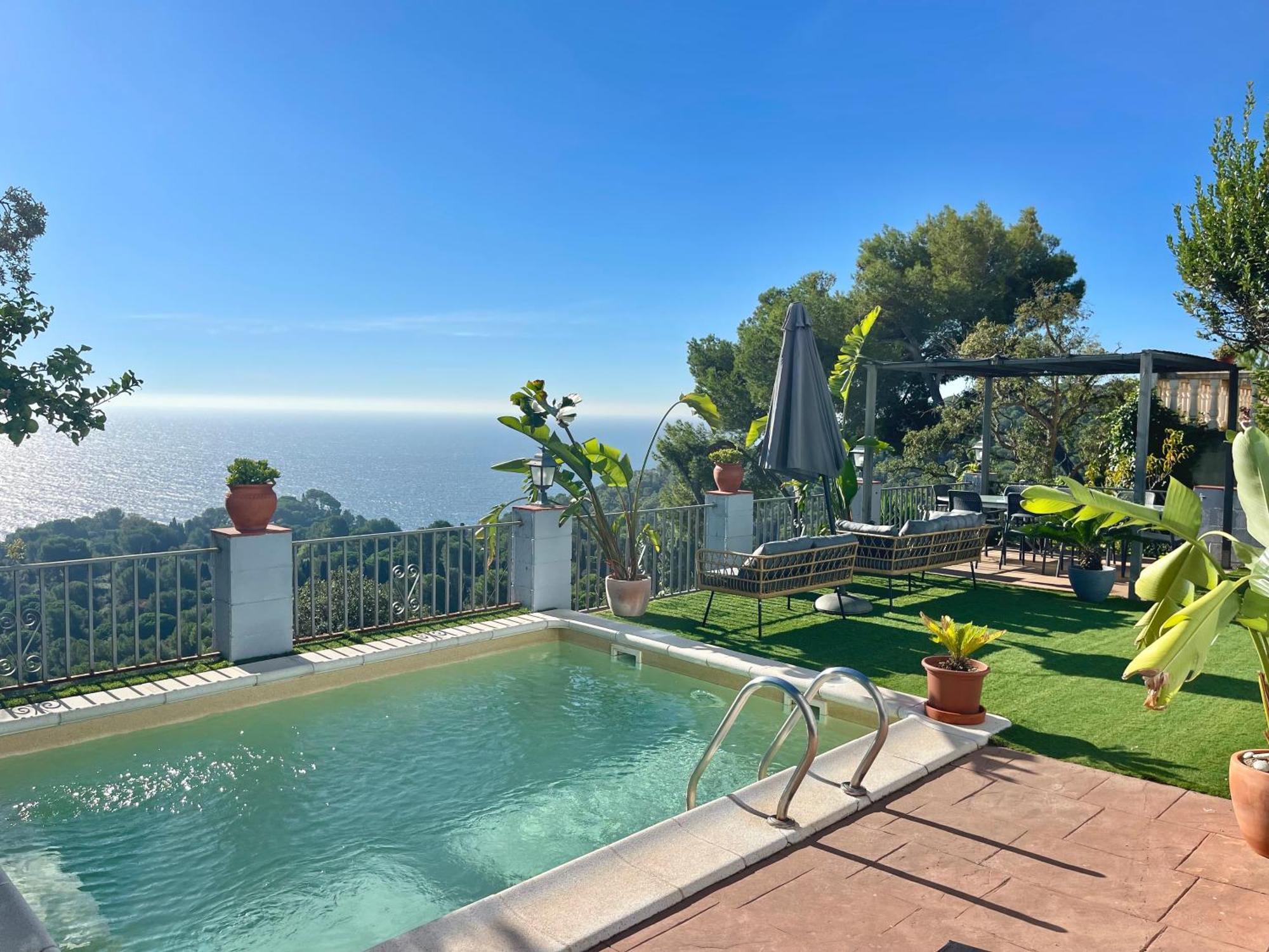 Seahomes Vacations, La Casa Blue Mediterranean Lifestyle บลาเนส ภายนอก รูปภาพ